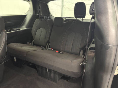 2022 Chrysler Pacifica Touring