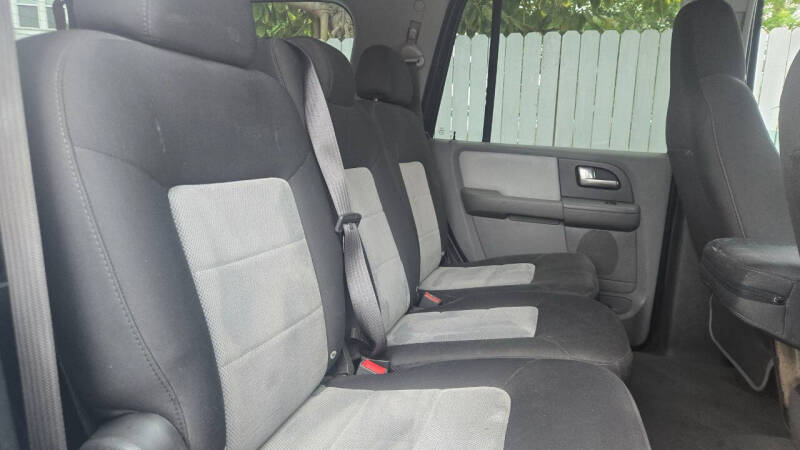 2004 Ford Expedition XLS