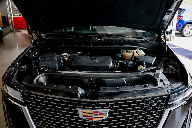 2022 Cadillac Escalade Premium Luxury