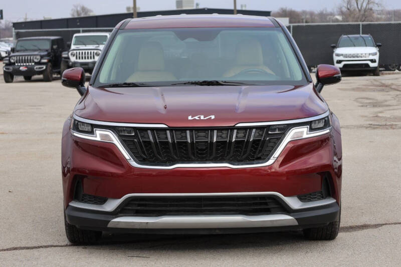 2022 Kia Carnival LX