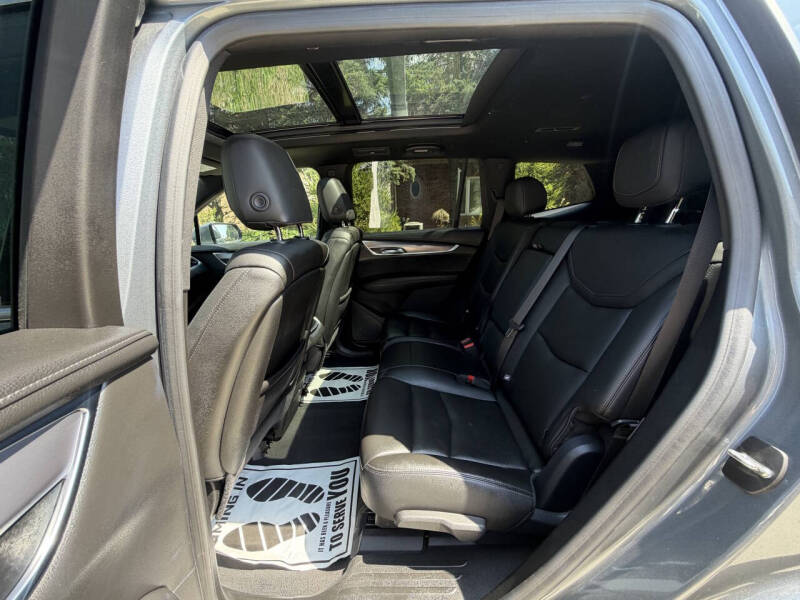 2022 Cadillac XT6 Luxury