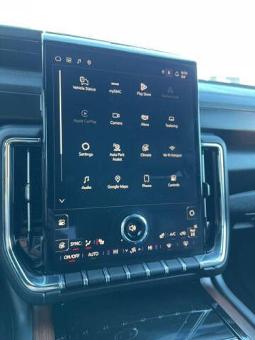2025 GMC Yukon Denali