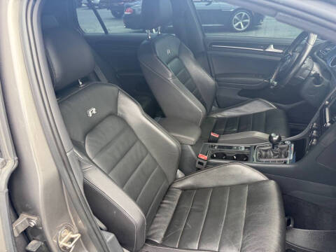 2016 Volkswagen Golf R