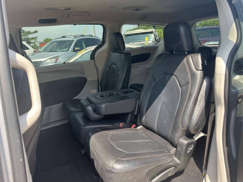 2017 Chrysler Pacifica