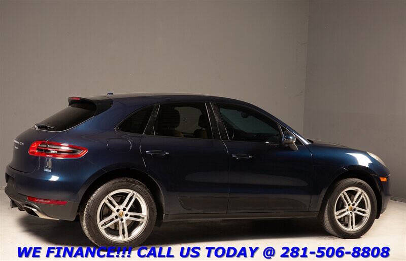2017 Porsche Macan