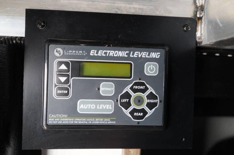 2022 F0REST RIVER ROGUE