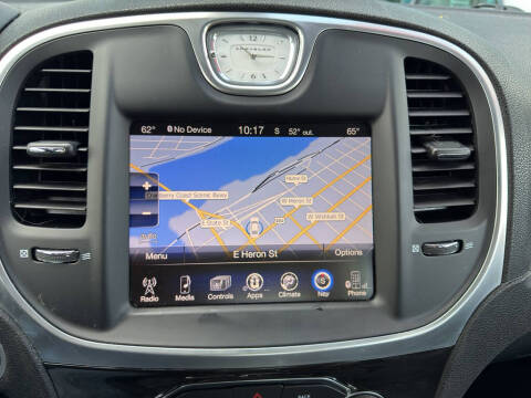 2015 Chrysler 300 Limited