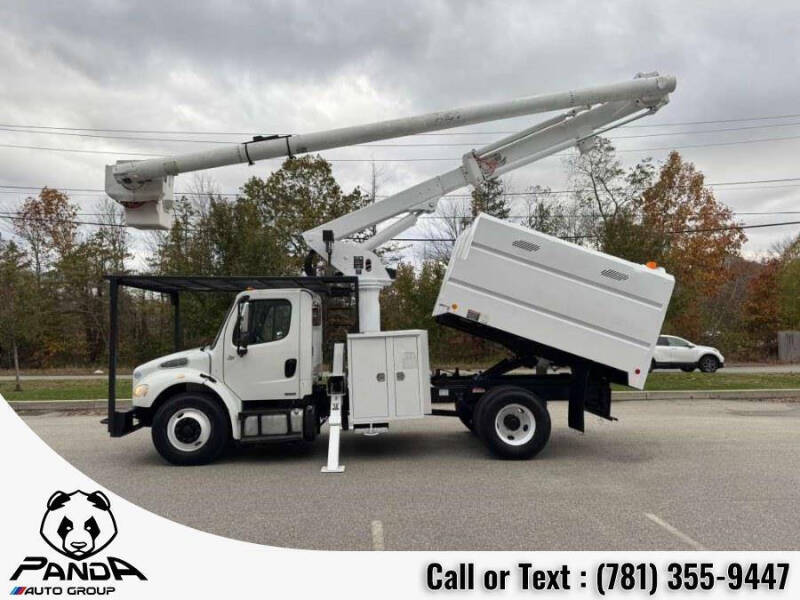 2012 Freightliner M2 106