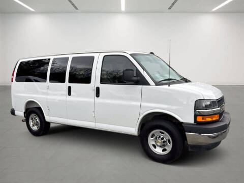 2025 Chevrolet Express LT 2500
