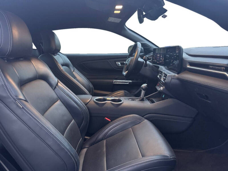 2024 Ford Mustang EcoBoost Premium