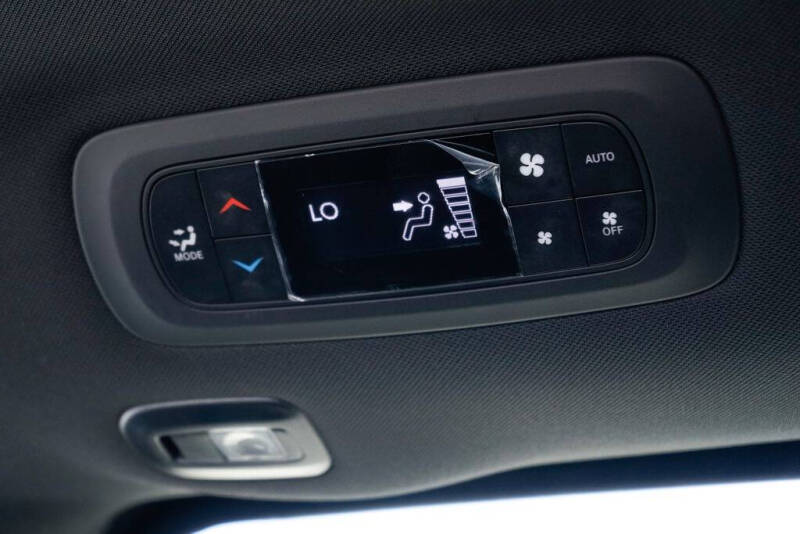 2022 Chrysler Pacifica Hybrid Limited