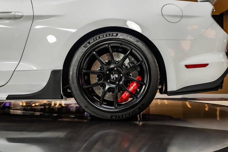 2022 Ford Mustang