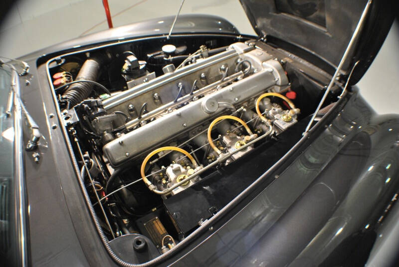 1966 Aston Martin DB6