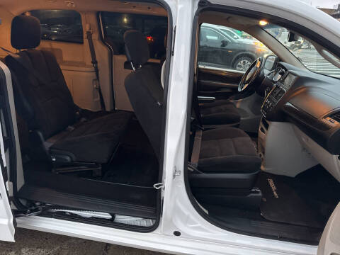 2017 Dodge Grand Caravan SE Plus