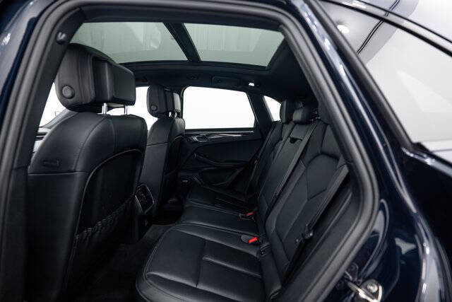 2021 Porsche Macan