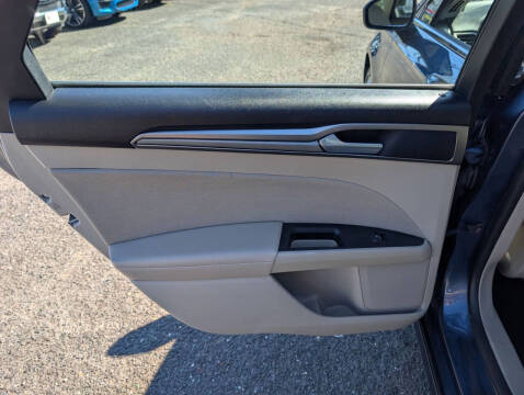 2019 Ford Fusion Hybrid SE