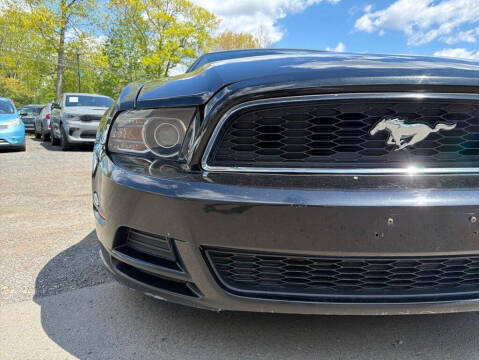 2014 Ford Mustang V6