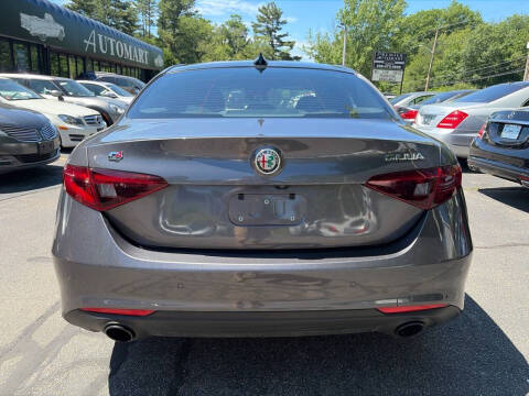 2022 Alfa Romeo Giulia