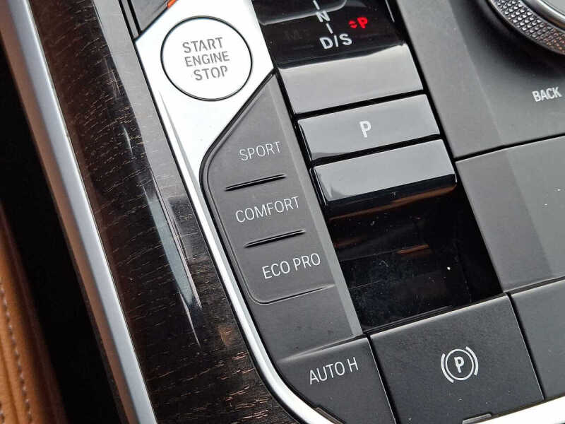 2023 BMW 3 Series 330i xDrive