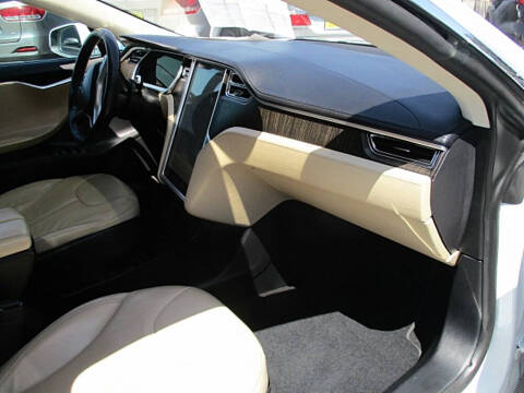 2013 Tesla Model S