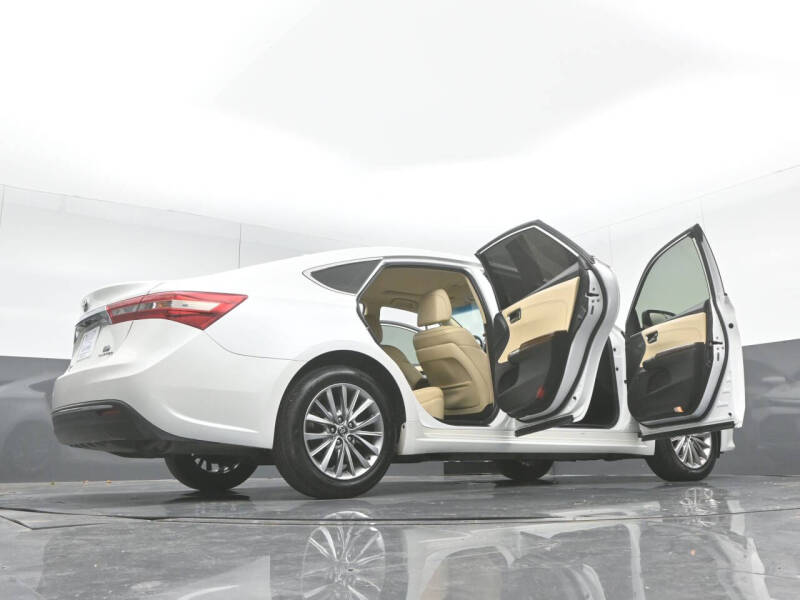 2016 Toyota Avalon Hybrid