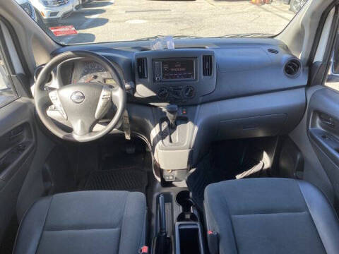 2020 Nissan NV200 SV