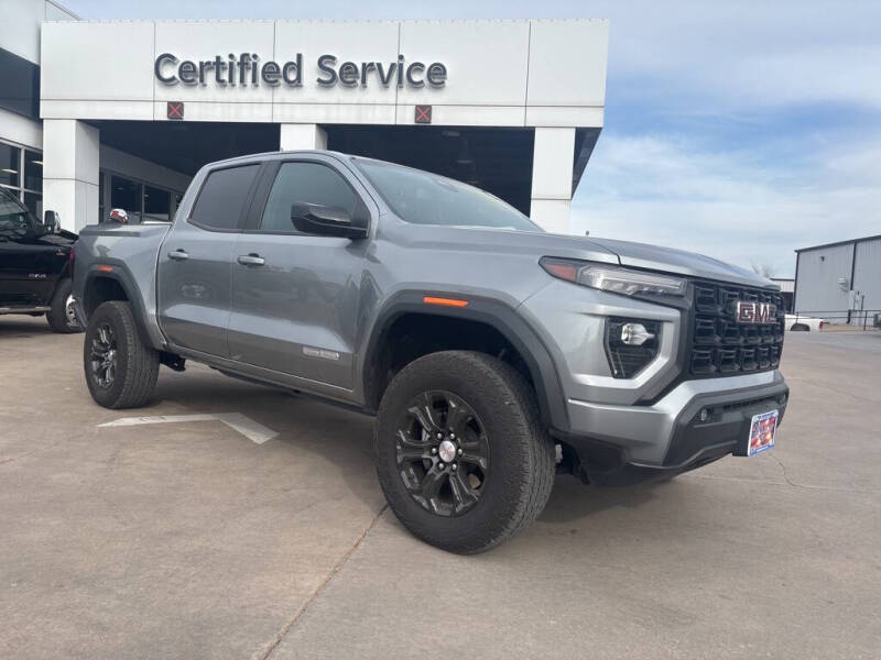 2024 GMC Canyon Elevation's photo