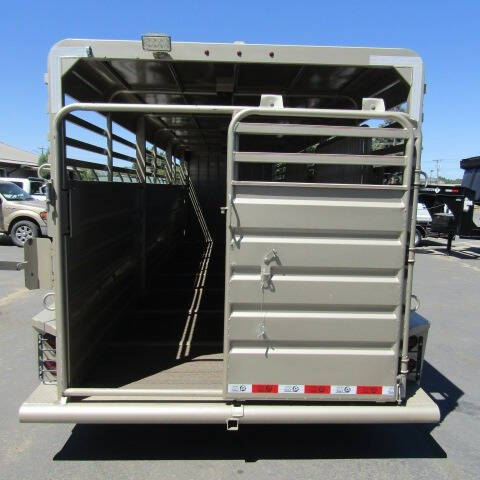 2025 GR 32FT TRAINER STOCK COMBO