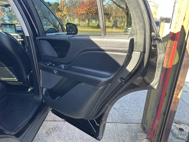 2023 Lincoln Aviator Livery