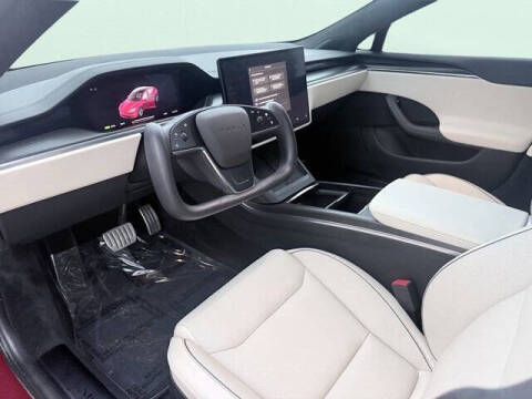 2023 Tesla Model S Plaid