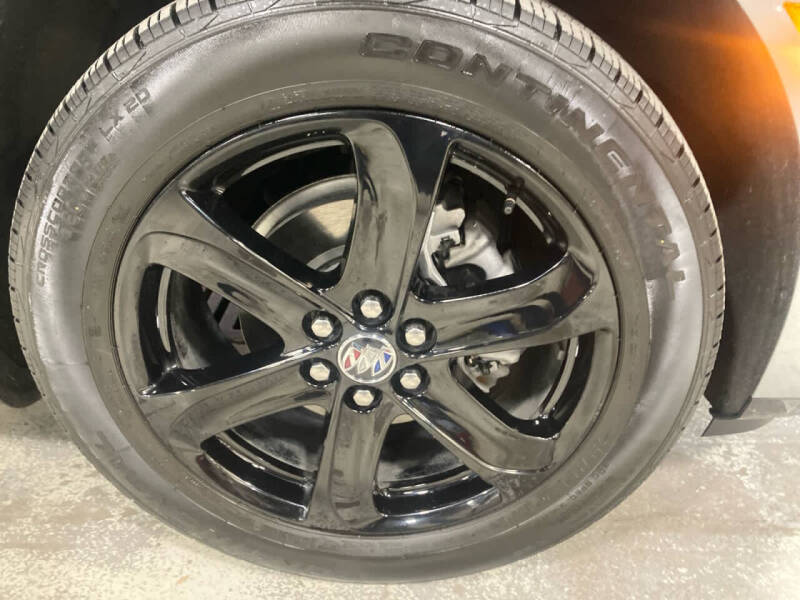 2024 Buick Enclave Essence