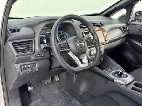 2023 Nissan LEAF S