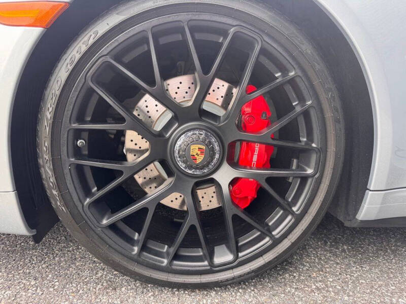 2015 Porsche 911