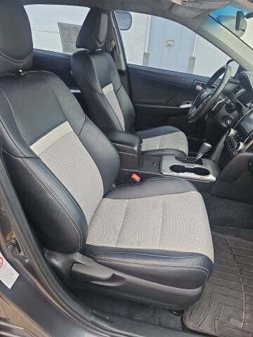 2014 Toyota Camry SE