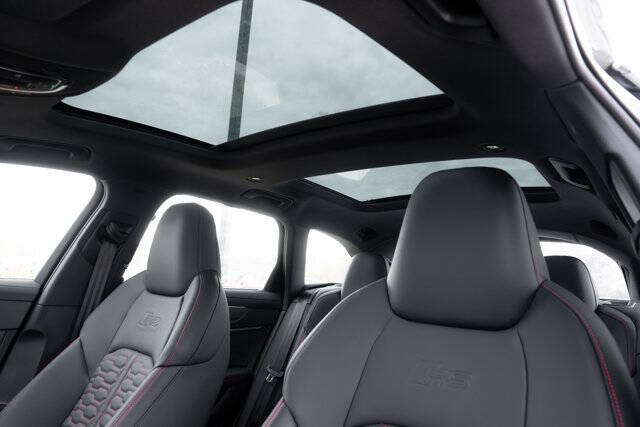 2026 Audi RS 6 Avant performance 4.0T quattro Avant