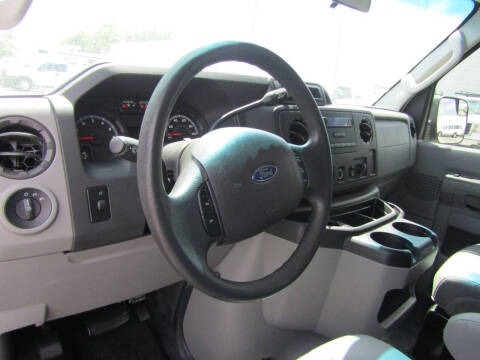 2012 Ford E-Series E-350 SD XL