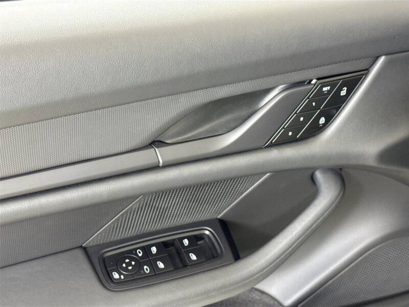 2023 Porsche Taycan 4S