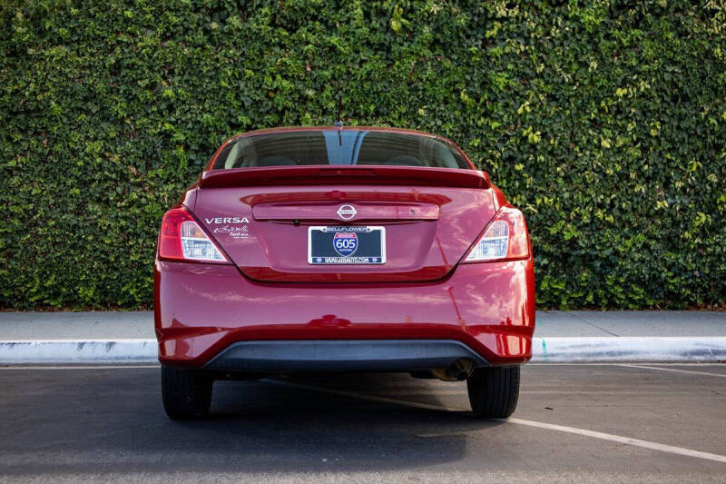 2019 Nissan Versa S Plus