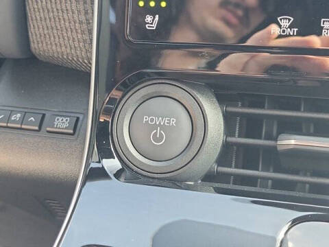 2024 Toyota bZ4X Limited