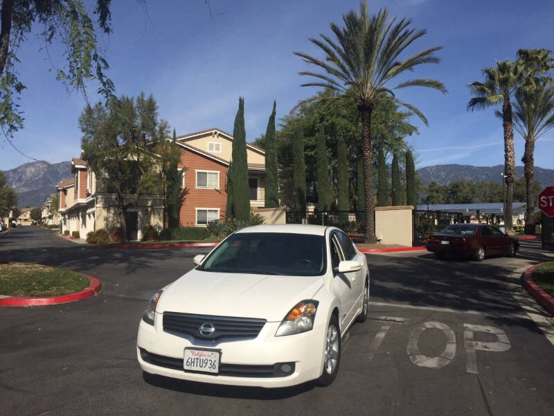 2009 Nissan Altima Hybrid for sale at Inland Auto Sales in Upland CA