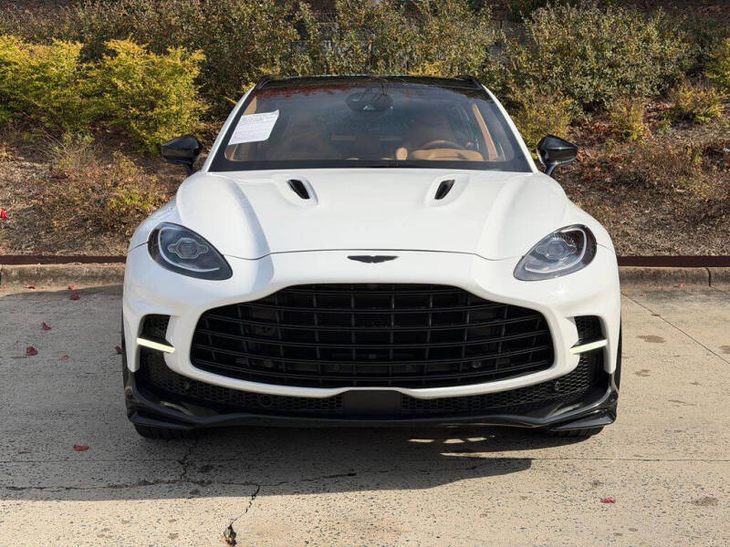 2023 Aston Martin DBX 707