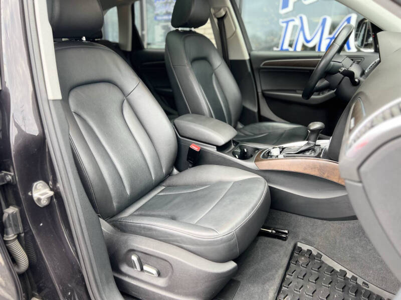 2016 Audi Q5 2.0T quattro Premium Plus