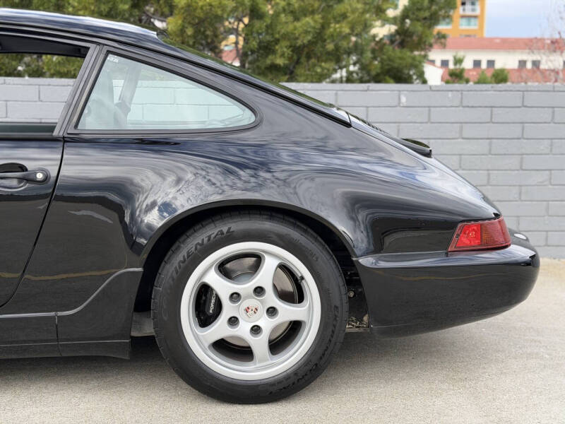 1993 Porsche 911 Carrera 2