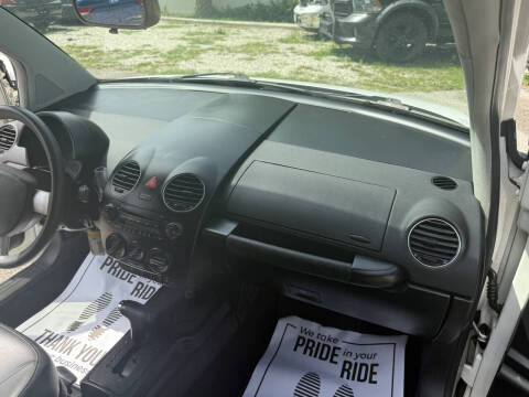 2010 Volkswagen New Beetle