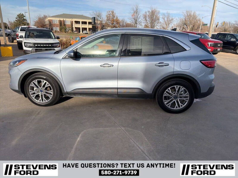 2022 Ford Escape SEL