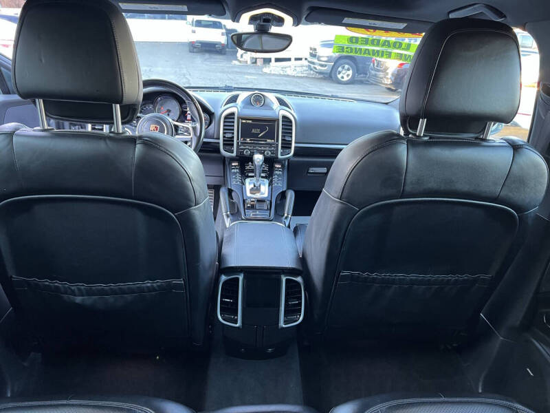 2016 Porsche Cayenne S