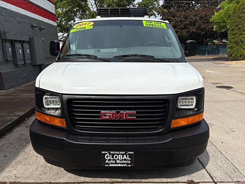 2017 GMC Savana 3500