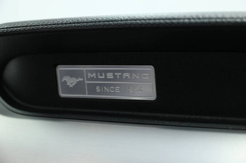 2016 Ford Mustang EcoBoost Premium