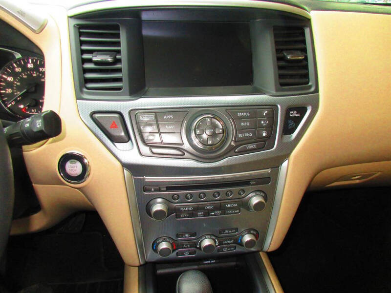 2018 Nissan Pathfinder SL