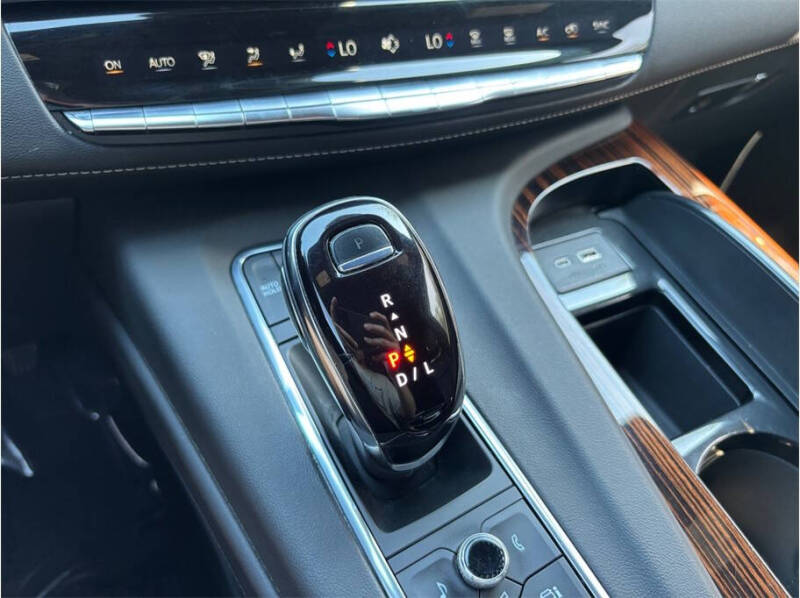 2022 Cadillac Escalade ESV Luxury